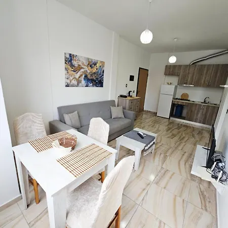 Apartment Osmeni *