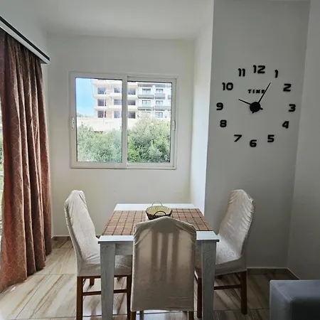Apartman Osmeni *